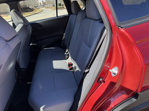 Used 2025 Toyota Corolla Cross AWD Hybrid w/ Moonroof Package image 20