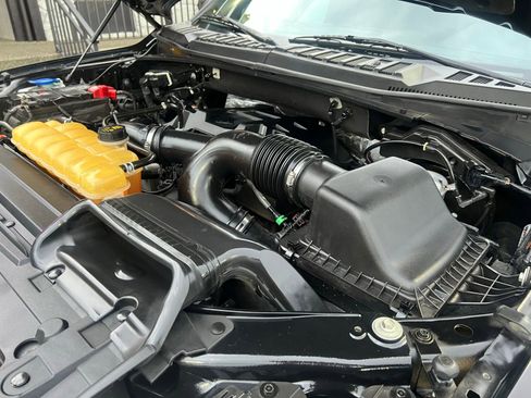 Used 2016 Ford F150 XLT w/ Equipment Group 302A Luxury image 22