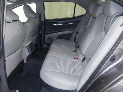 Used 2023 Toyota Camry SE image 23