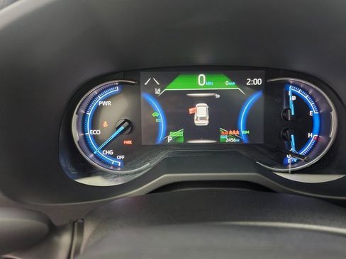 Used 2025 Toyota RAV4 XLE w/ Convenience Package image 18