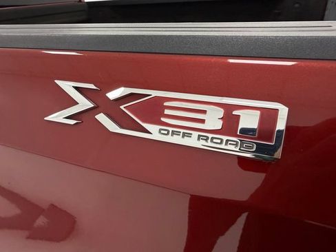 Used 2020 GMC Sierra 1500 Elevation w/ Elevation Value Package AWD/4WD image 34