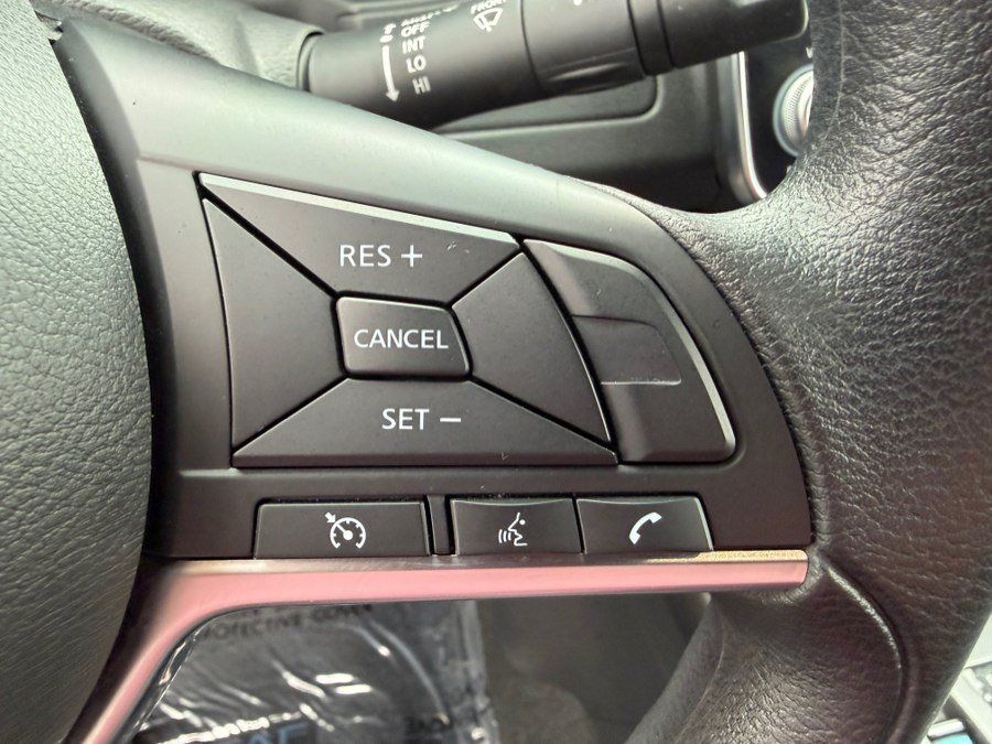 Used 2025 Nissan Leaf S FWD image 13