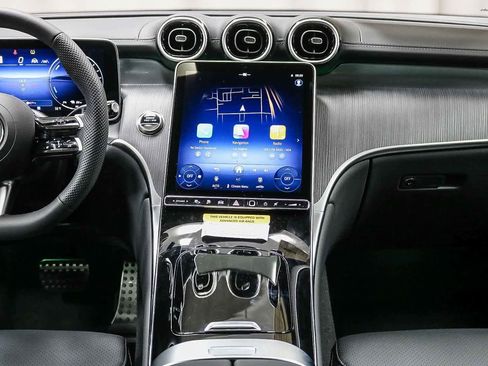 New 2025 Mercedes-Benz GLC 350e 4MATIC image 13