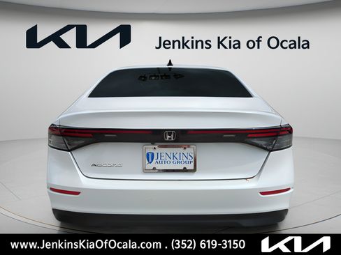 Used 2025 Honda Accord SE image 4