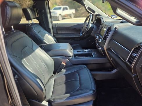 Used 2018 Ford Expedition Limited w/ Equipment Group 301A image 17