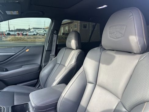 Used 2025 Subaru Outback Wilderness image 9