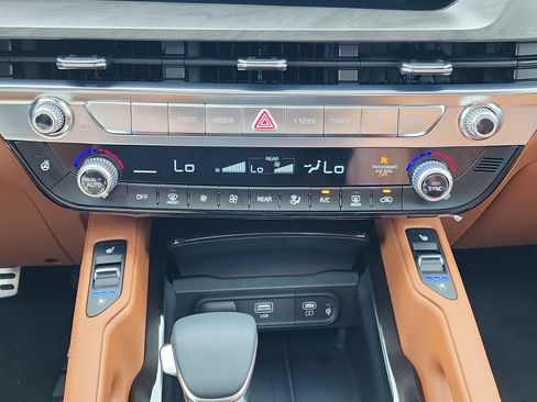 New 2025 Kia Telluride SX Prestige X-Line image 14