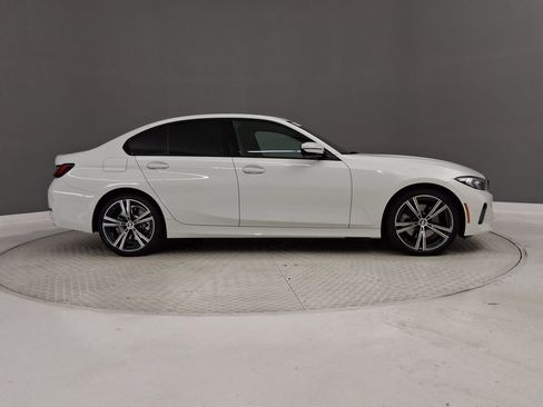 Used 2023 BMW 330i Sedan w/ Driving Assistance Package RWD image 6