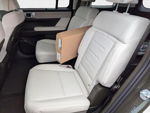 New 2025 Hyundai Santa Fe Calligraphy image 15