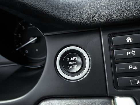 Used 2019 Land Rover Discovery Sport HSE Luxury AWD/4WD image 23