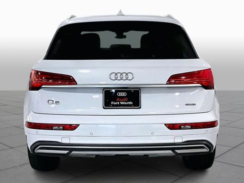 Used 2021 Audi Q5 Prestige w/ Prestige Package image 4