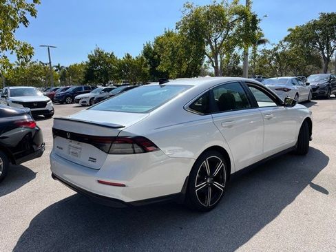 Used 2023 Honda Accord Sport image 4