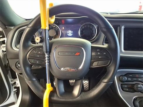 Used 2022 Dodge Challenger R/T Scat Pack image 17