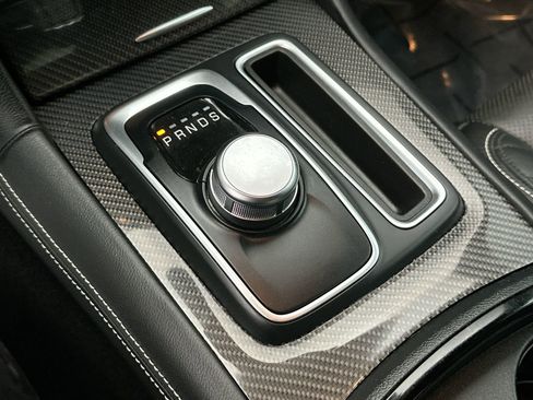 Used 2023 Chrysler 300 C image 20