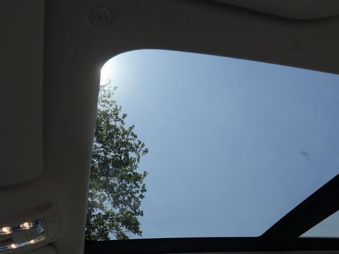 Used 2024 Mercedes-Benz GLE 450 4MATIC image 24