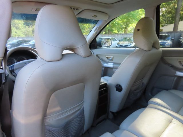 Used 2005 Volvo XC90 2.5T AWD/4WD image 12