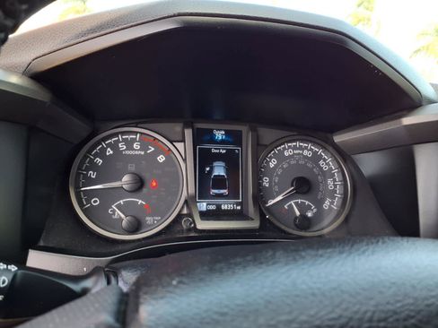Used 2023 Toyota Tacoma TRD Off-Road w/ Technology Package RWD image 12