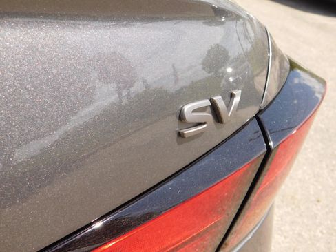 Used 2024 Nissan Altima 2.5 SV FWD image 6