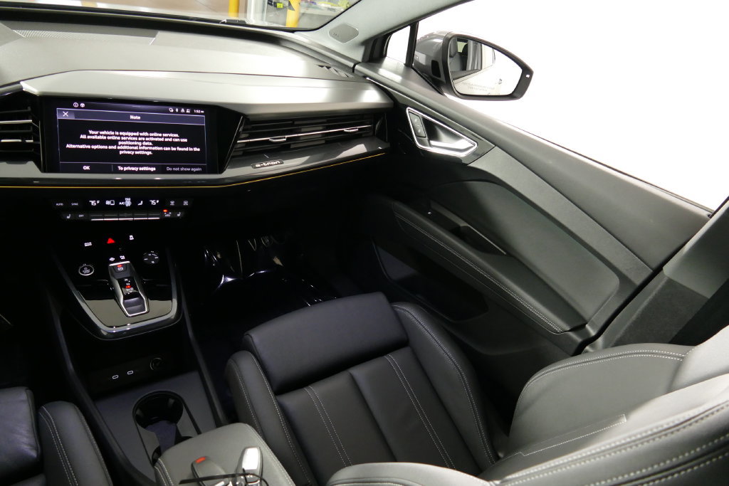 Used 2023 Audi Q4 e-tron Premium Plus w/ Premium Plus AWD/4WD image 28