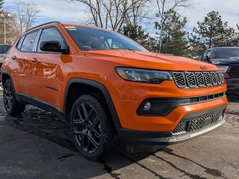 New 2026 Jeep Compass Latitude image 9