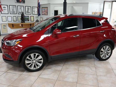 Used 2017 Buick Encore Preferred AWD/4WD image 2