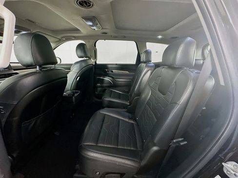 Used 2020 Kia Telluride SX w/ SX Prestige Package AWD/4WD image 24