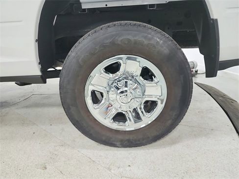 Used 2022 RAM 2500 Big Horn w/ Cold Weather Group image 40