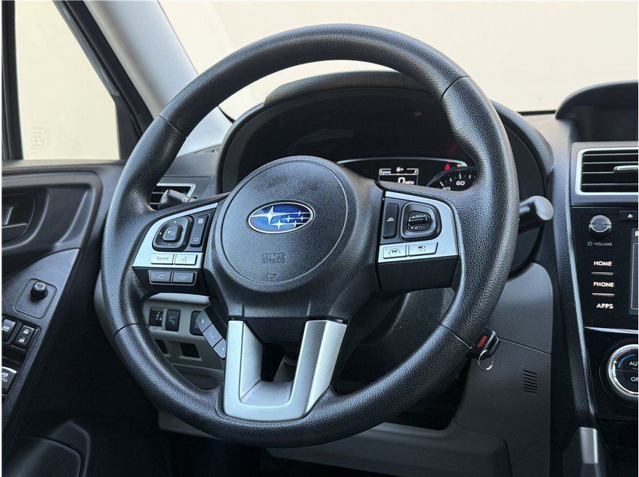 Used 2018 Subaru Forester 2.5i Premium AWD/4WD image 9