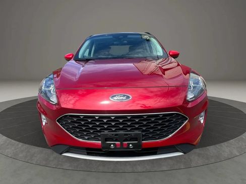 Used 2022 Ford Escape SEL w/ Technology Package FWD image 2