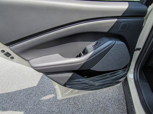 New 2025 Ford Mustang Mach-E Premium image 9