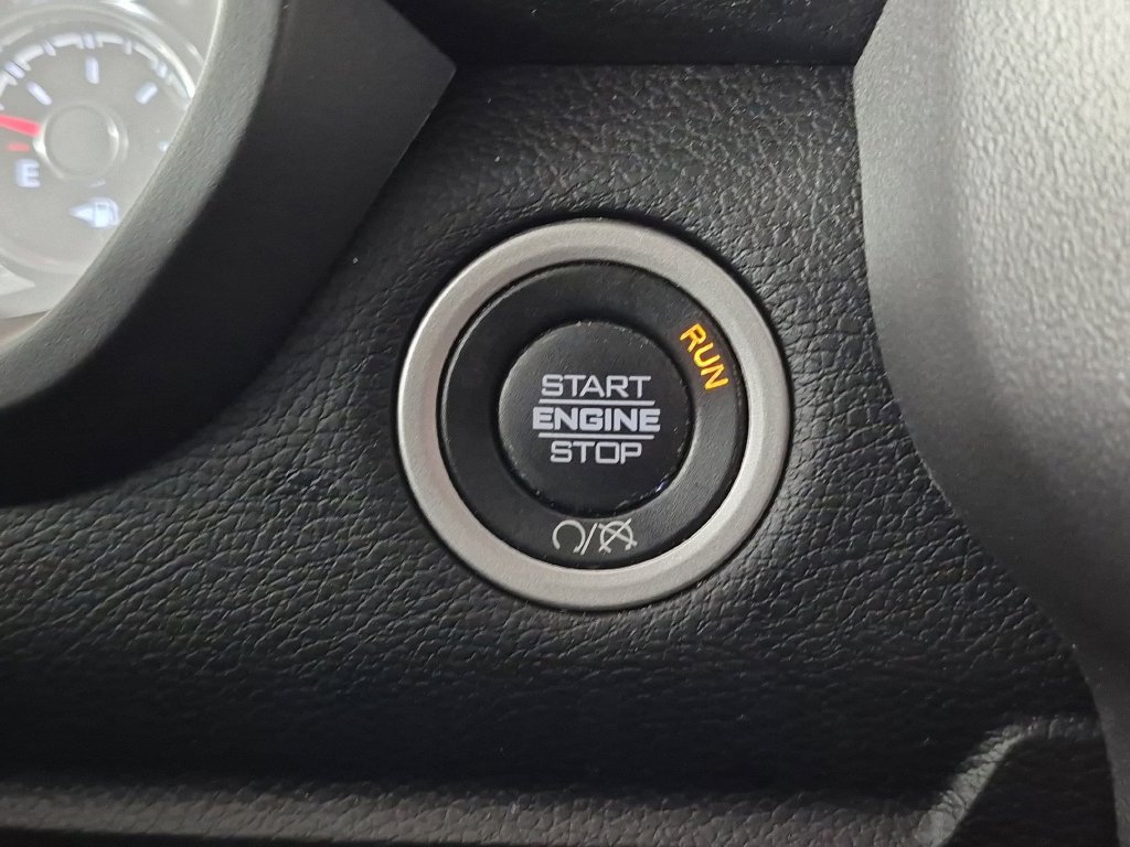 Used 2024 RAM 2500 Big Horn w/ Level 2 Equipment Group AWD/4WD image 26