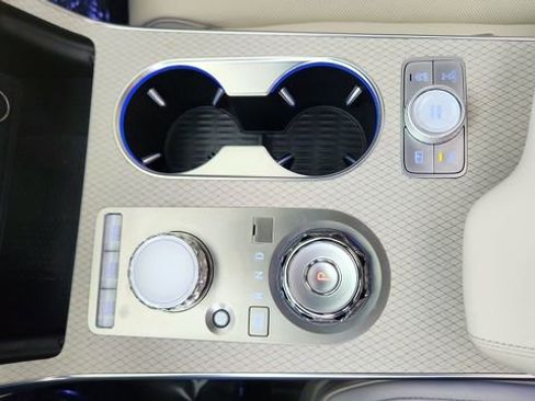 Used 2025 Genesis GV80 3.5T Prestige image 53