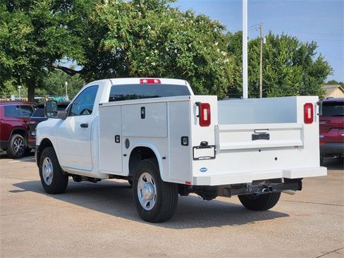 New 2024 RAM 2500 Tradesman w/ Convenience Group image 4