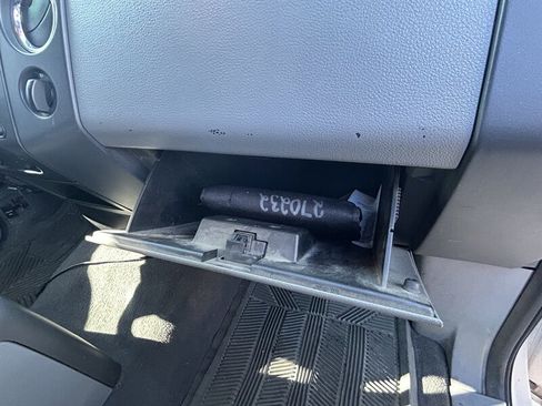 Used 2007 Ford F150 XLT image 29