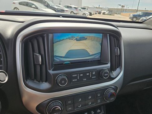 Used 2018 Chevrolet Colorado ZR2 w/ LPO, Premium Interior Package image 17