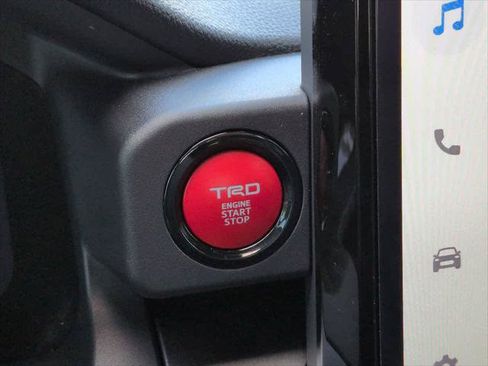 Certified 2026 Toyota 4Runner TRD Off-Road Premium AWD/4WD image 27