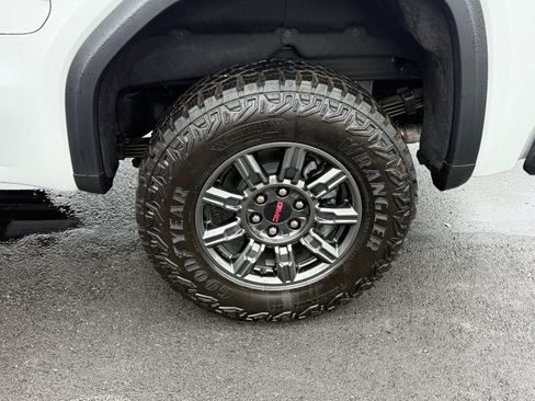 New 2026 GMC Sierra 1500 AT4X AWD/4WD image 10