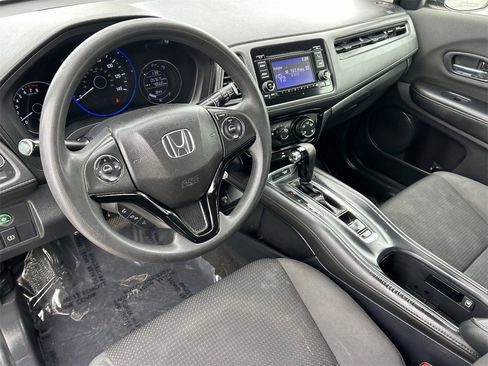 Used 2020 Honda HR-V LX image 27