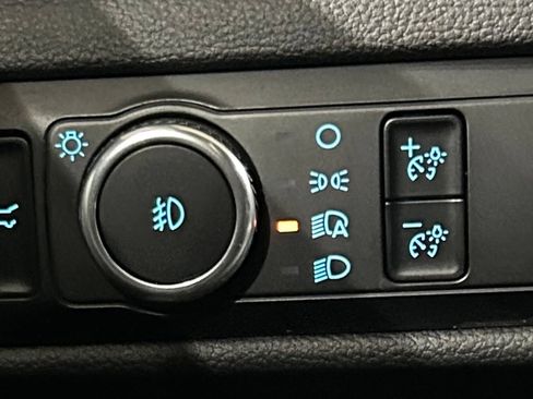 Used 2023 Ford Explorer XLT w/ Equipment Group 202A AWD/4WD image 79