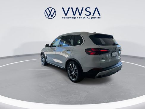 Used 2025 BMW X5 xDrive50e AWD/4WD image 6