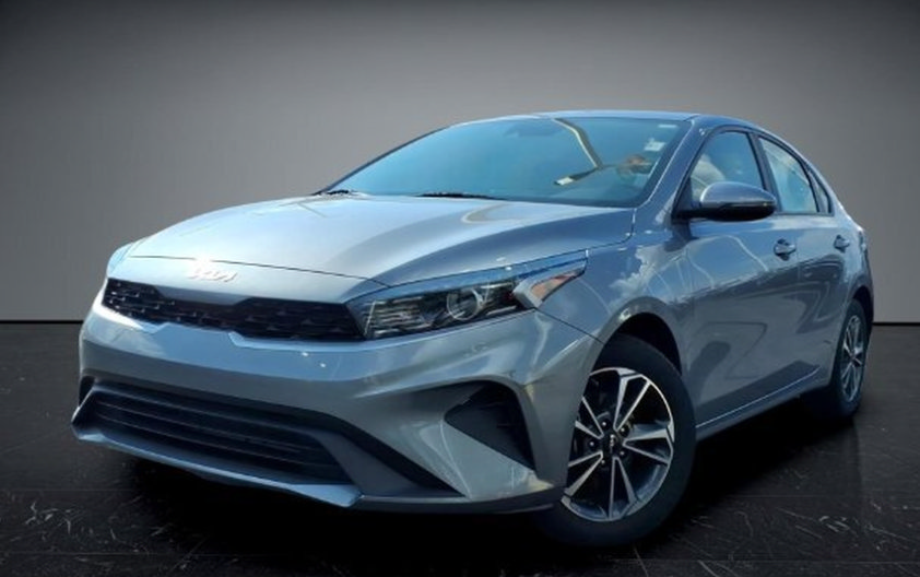 Used 2024 Kia Forte LXS FWD image 2