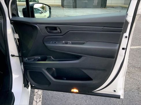 Used 2025 Honda Odyssey Sport-L image 22