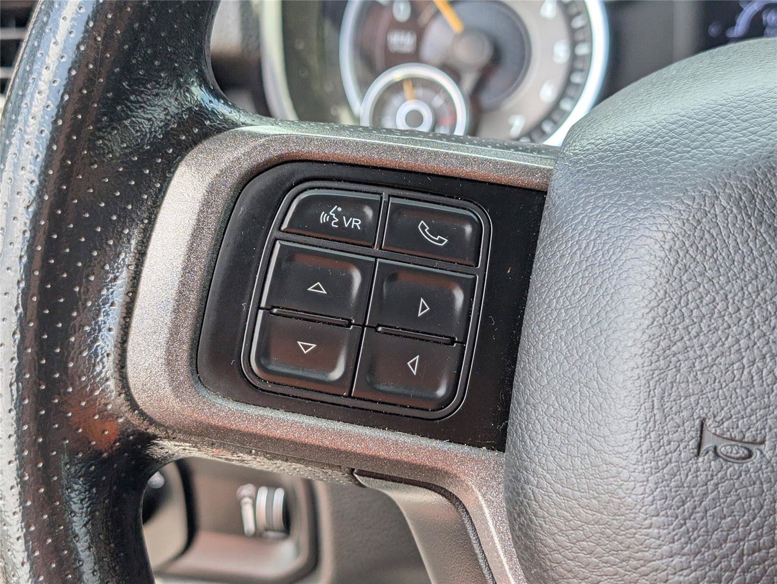 Used 2021 RAM 2500 Tradesman w/ Chrome Appearance Group AWD/4WD image 18