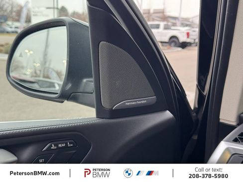 Used 2023 BMW X7 xDrive40i w/ Premium Package image 29