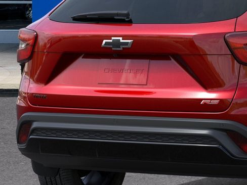 New 2026 Chevrolet Trax RS w/ Driver Confidence Package FWD image 38