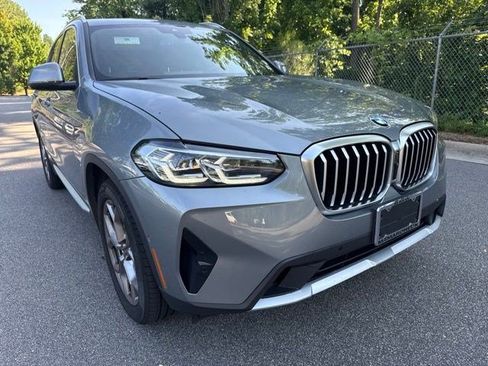 Used 2023 BMW X3 xDrive30i w/ Premium Package w/ZPA AWD/4WD image 3