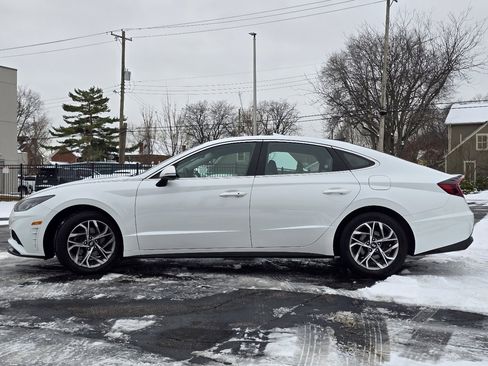 Used 2021 Hyundai Sonata SEL image 19
