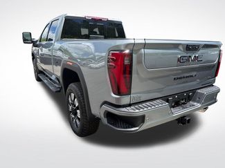 New 2026 GMC Sierra 2500 Denali w/ Denali Reserve Package AWD/4WD video 3