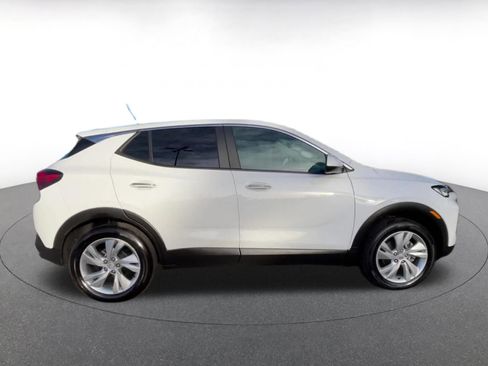 Used 2025 Buick Encore GX Preferred image 16