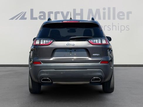 Used 2022 Jeep Cherokee Latitude Lux FWD image 5